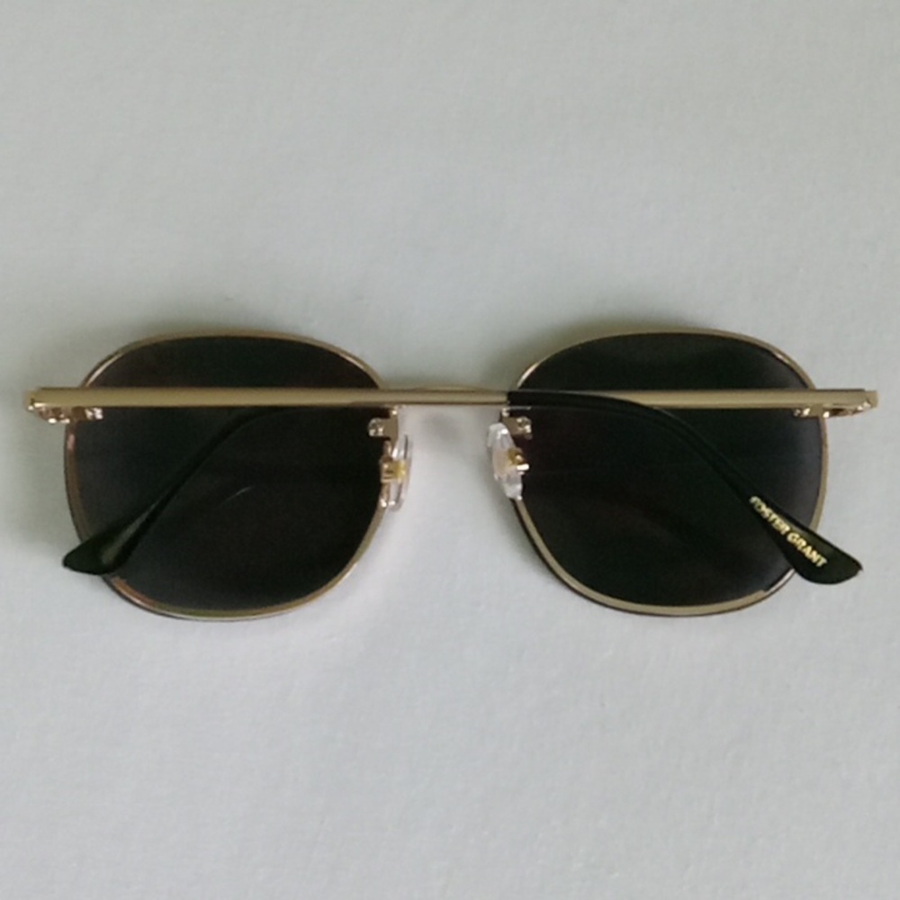 Foster Grant Sunglasses - Picture 2 of 10